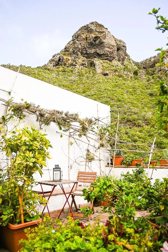 Casa Rural Chamorga - Pension - Guesthouse - Santa Cruz de Tenerife