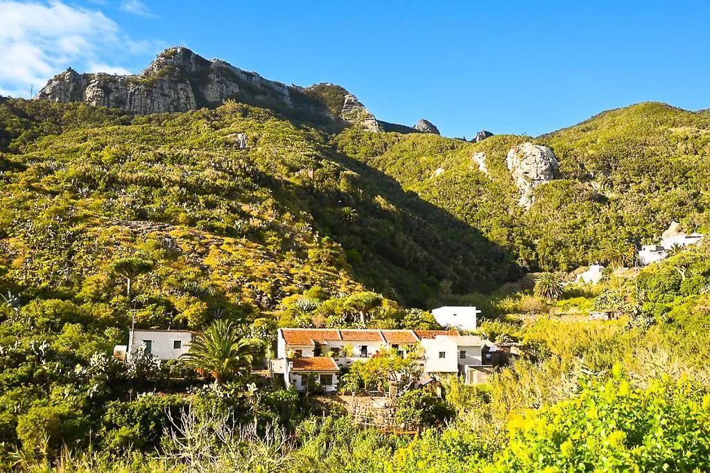Landhuis Casa Rural Chamorga - Pension - Guesthouse - Santa Cruz de Tenerife